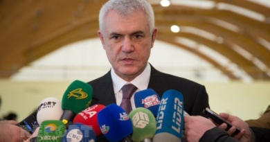 Namiq Əliyev Dünya Güləş Birliyinin iclasında Namiq Əliyev Dünya Güləş Birliyinin iclasında