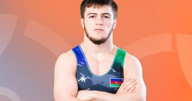 Cəbrayıl Hacıyev bürünc medal qazandı