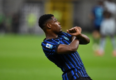 Dumfiris İngiltərədə çıxış edə bilər