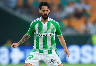 İsko UEFA Çempionlar Liqasında eyni ölkənin 5 klubunda oynayan ilk futbolçu olub