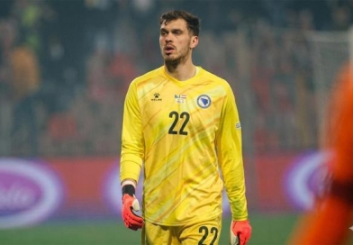 “Qarabağ”ın qapıçısı İsveçlə matçı kənardan izlədi