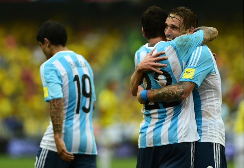 braziliya-ve-argentina-qalib-geldi