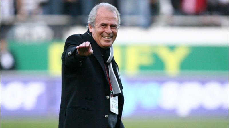 qalatasaray-mustafa-denizli-ile-raziliga-geldi