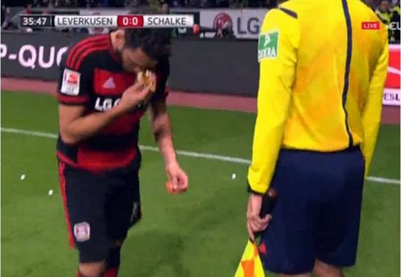 turkiyeli-futbolchudan-ornek-addim