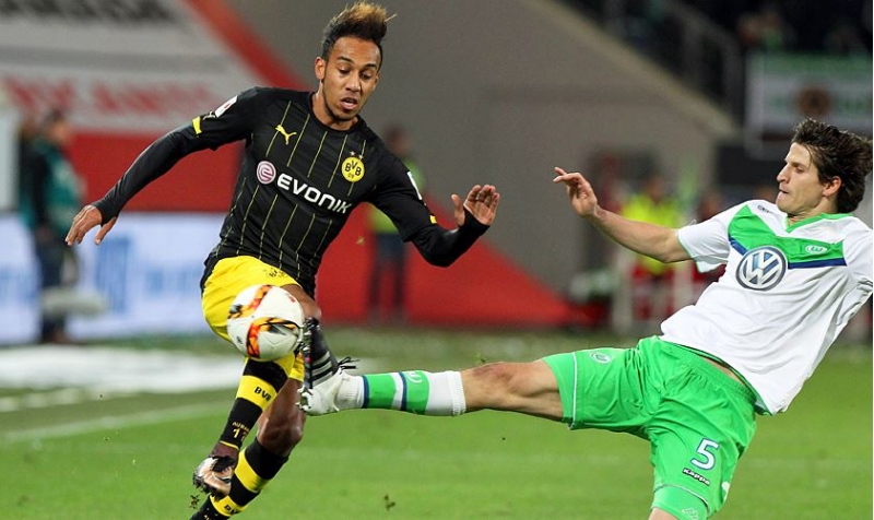 volfsburq-borussiya-dortmund-12