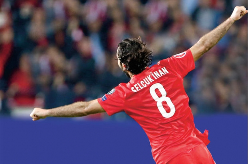 qalatasaraya-yeni-bash-meshqchi-teyin-olundu