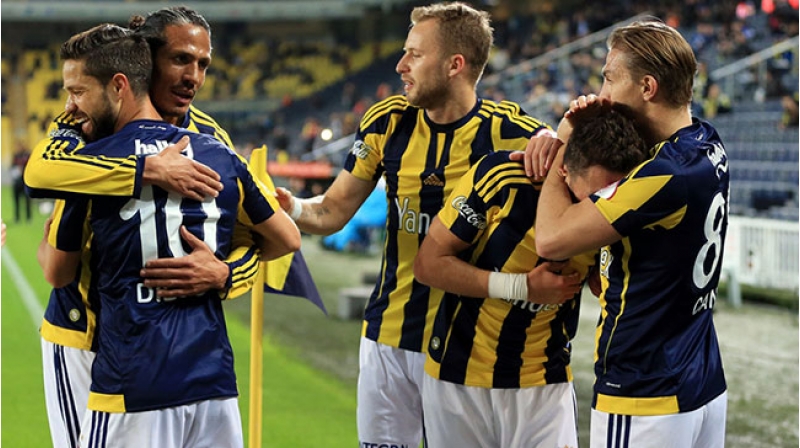 fenerbaxcha-novbeti-merhelede