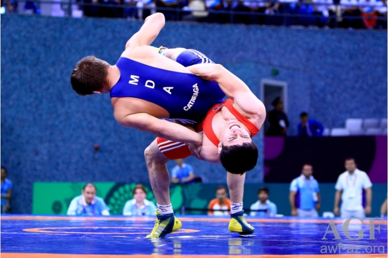 guleshchilerimizin-yeni-ilde-ilk-sinagi