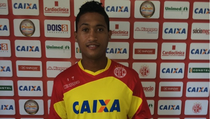 qebele-braziliyali-futbolchunu-baxisha-devet-edib