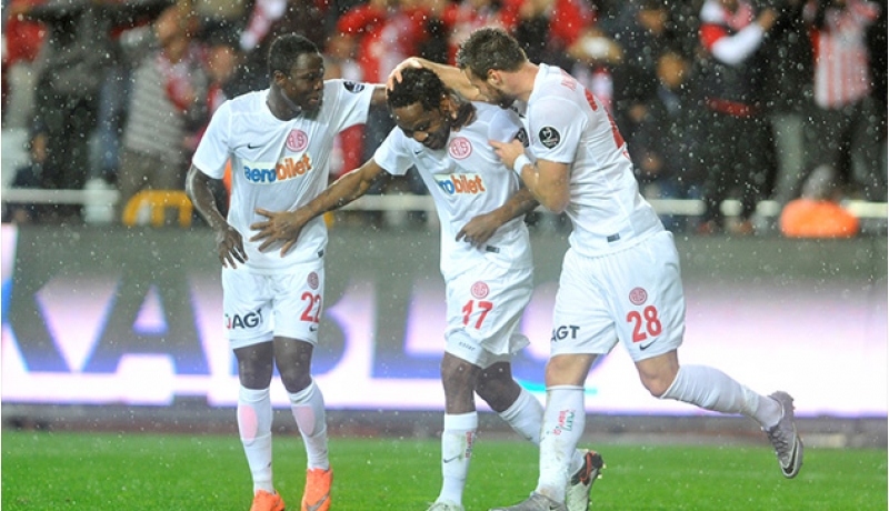 fenerbaxcha-antalyadan-elibosh-donur