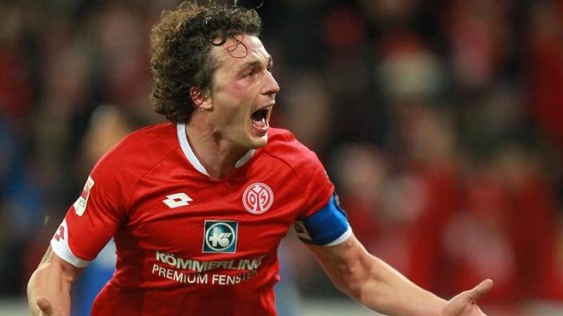 maynt-shalkeni-elibosh-yola-saldi