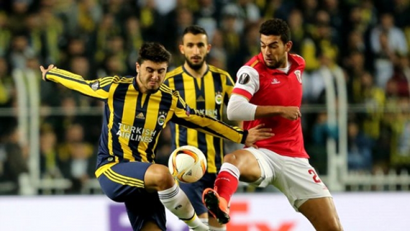 fenerbaxcha-14-final-tottenhem-mocuze-arzusunda