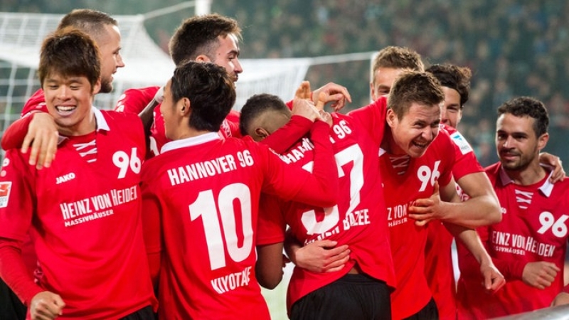 30-cu-tur-autsayderin-qelebesi-ile-bashladi