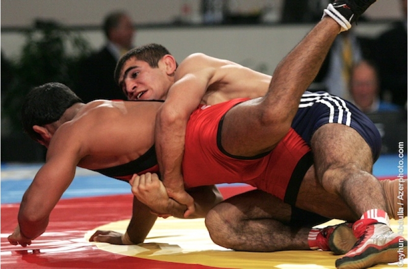 guleshchimiz-ermeni-reqine-aman-vermedi-