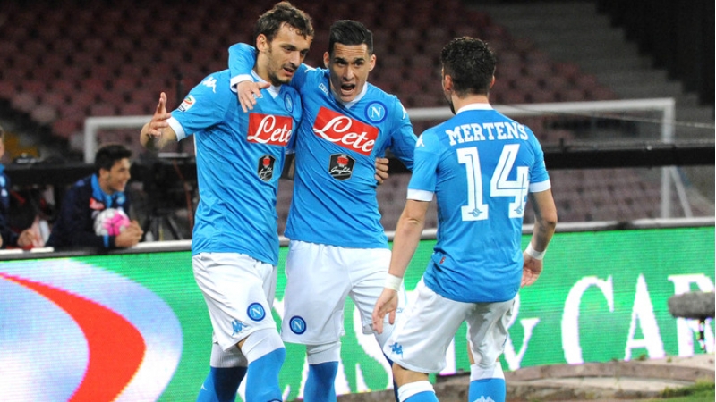 napoli-darmadaginla-qalib-geldi