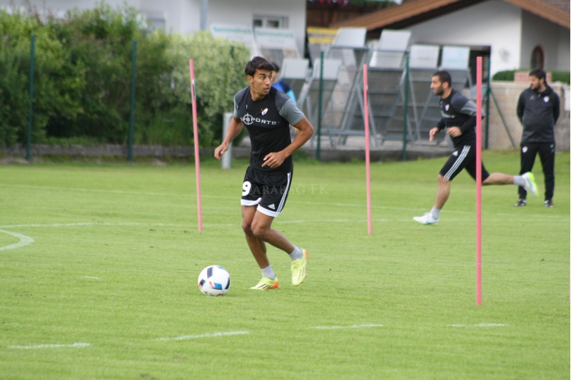 sumqayit-qarabagin-futbolchusunu-heyetine-qatdi