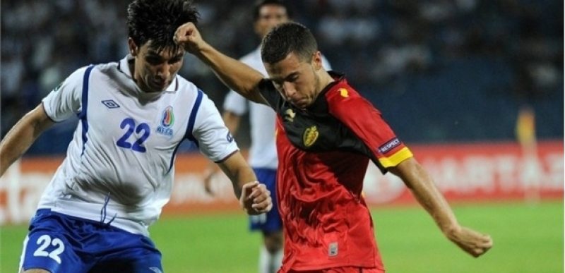 lenkeranskiye-millinin-formasini-kim-hediyye-edib-