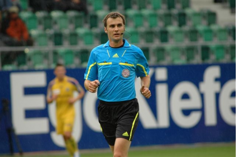 qarabag-slovan-oyunun-hakimleri-achiqlandi