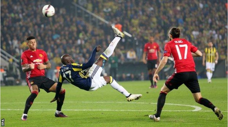 fenerbaxcha-manchester-yunayted