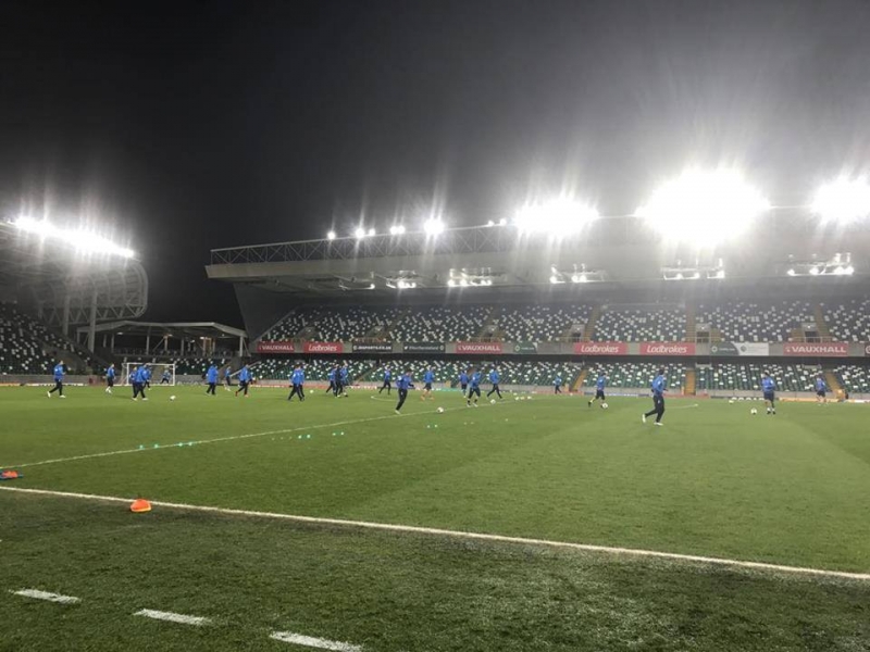 azerbaycan-millisi-uindsor-parkda