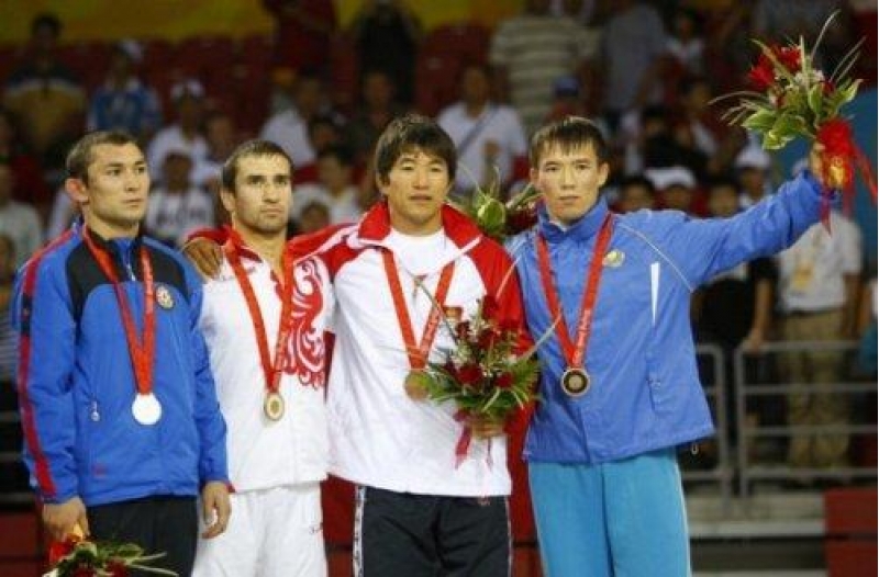 vitali-rehimovun-medali-qazaxistanliya-verildi