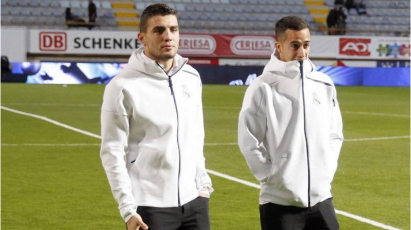 real-iki-futbolchusunu-itirdi