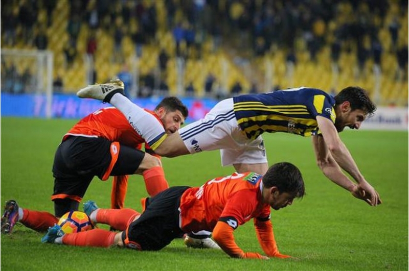 fenerbaxcha-autsayderle-oyunda-xal-itirdi