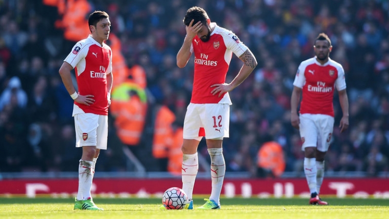 arsenal-dogma-meydanda-uduzdu