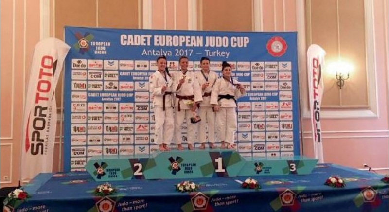 azerbaycan-cudochularindan-daha-5-medal