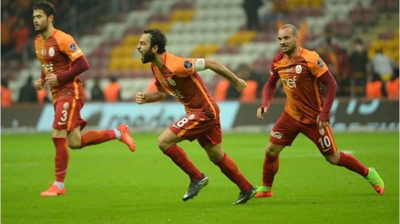 qalatasaray-son-saniyelerde-sevindi-2