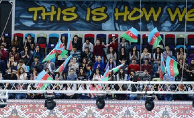 bakida-dunya-kuboku-davam-edir