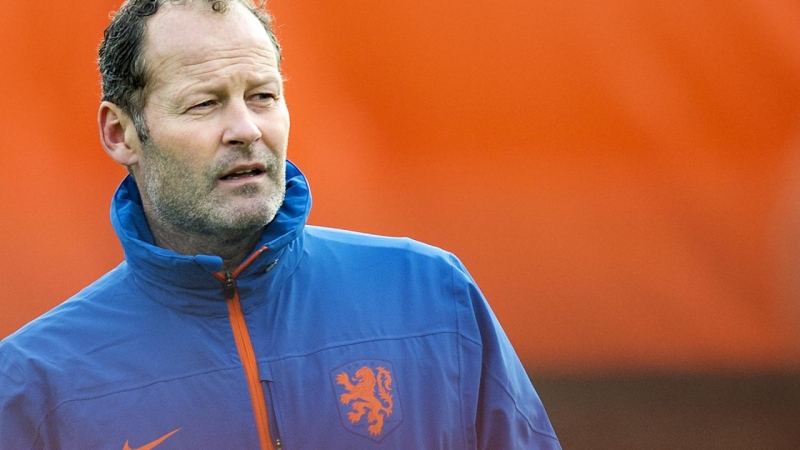 hollandiya-sechmesi-bash-meshqchisi-qaldi