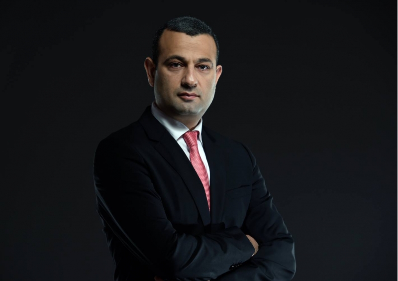 elnur-camalxanov-yeniden-idman-sahesinde