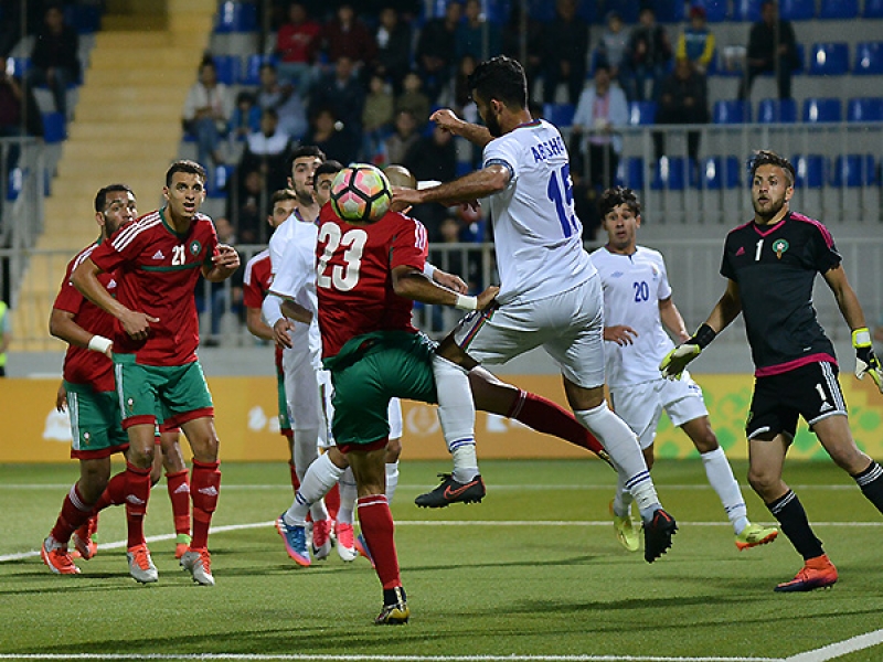 azerbaycan-futbolchulari-final-arzusunda