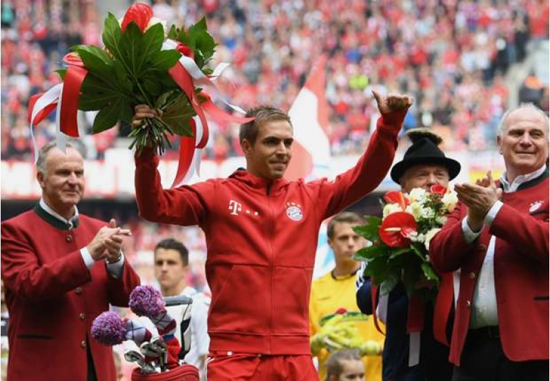 filip-lam-ve-xabi-alonsa-futbolla-vidalashdi