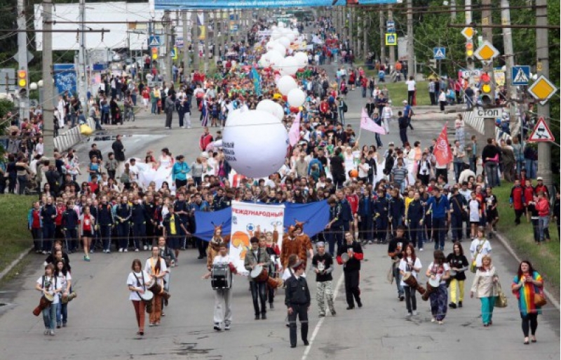 yeniyetme-henbolchularimiz-beynelxalq-festivala-qatiliblar