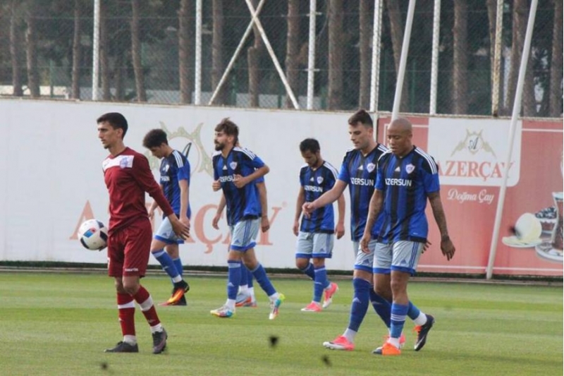qarabag-bakiya-futbol-dersi-kechdi