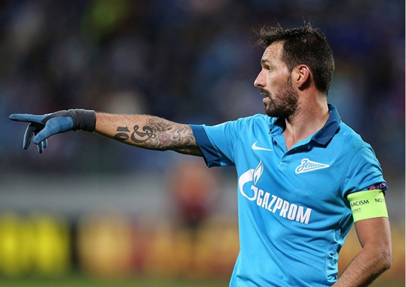 beshiktash-zenitin-sabiq-kapitanina-elchi-dushub