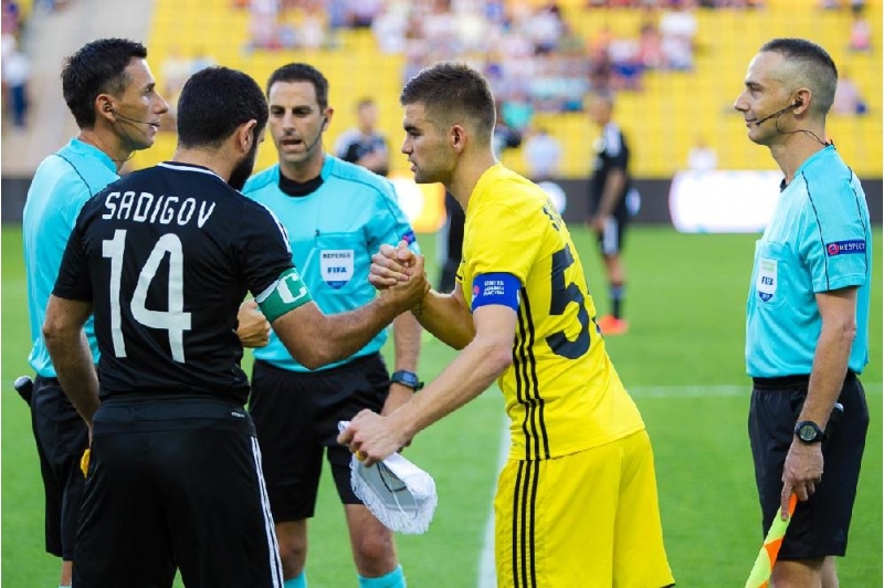 qarabag-sherifle-uz-uze