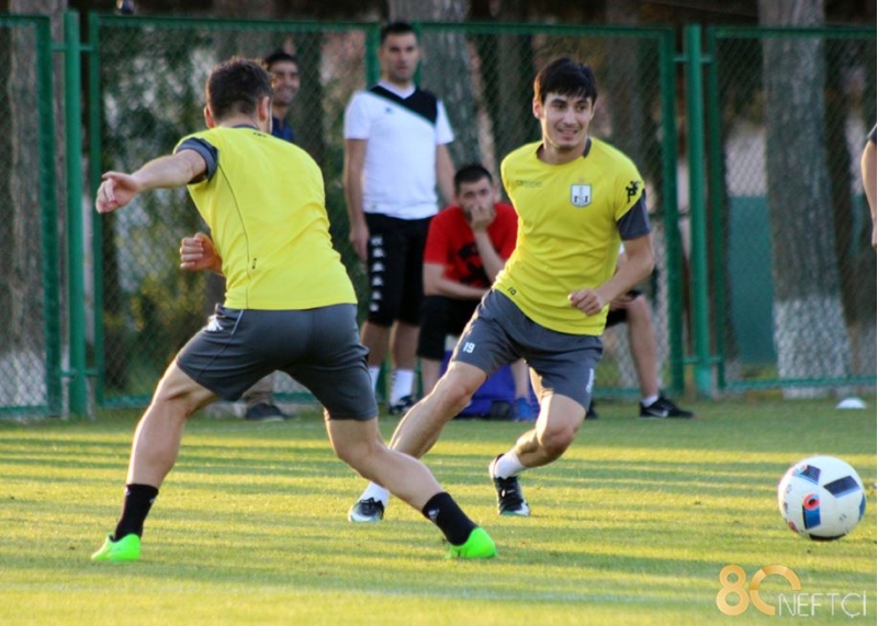 neftchi-hazirliqlara-bashladi