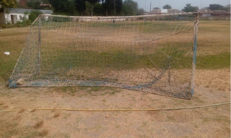 kichik-rayonun-futbol-derdi-