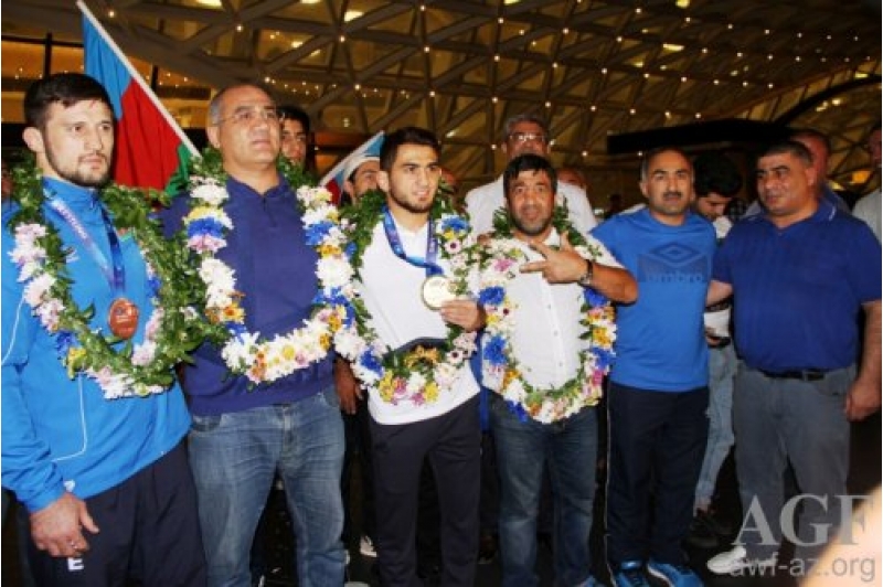 guleshchilerimiz-vetene-donubler