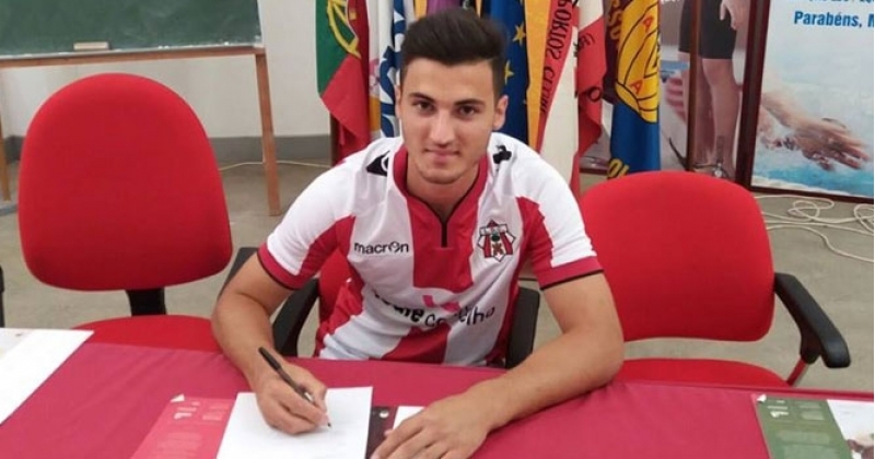 futbolchumuz-portuqaliya-klubunda