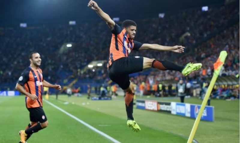 shaxtyor-donetsk-napoli