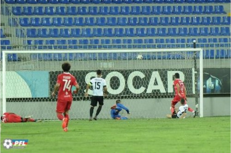 neftchi-bele-meglub-oldu