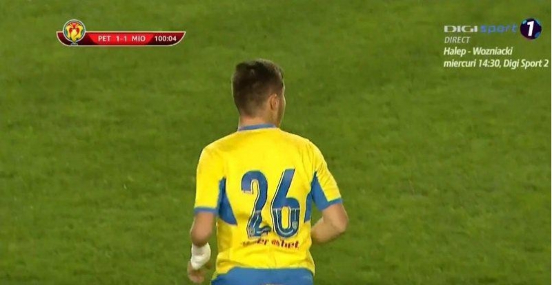 ruminiya-klubunun-heyetinde-elsiz-futbolchu