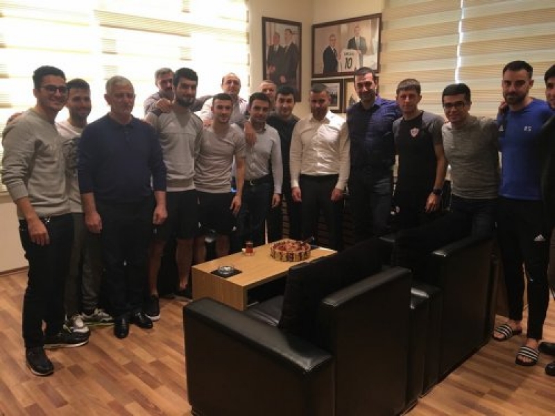 qarabag-qurbanovun-teyinatini-bele-qeyd-edib