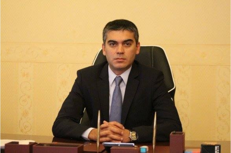 neftchinin-prezidenti-qebele-ile-oyunda-hakim-idarechiliyine-etiraz-etdi