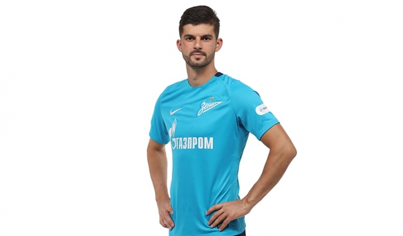 zenitin-futbolchusu-doyuldu