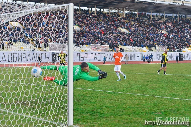 nazim-suleymanov-efsanelerin-matchinda-meydana-chixdi